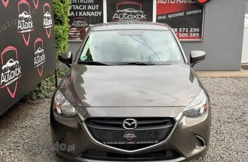 MAZDA 2 