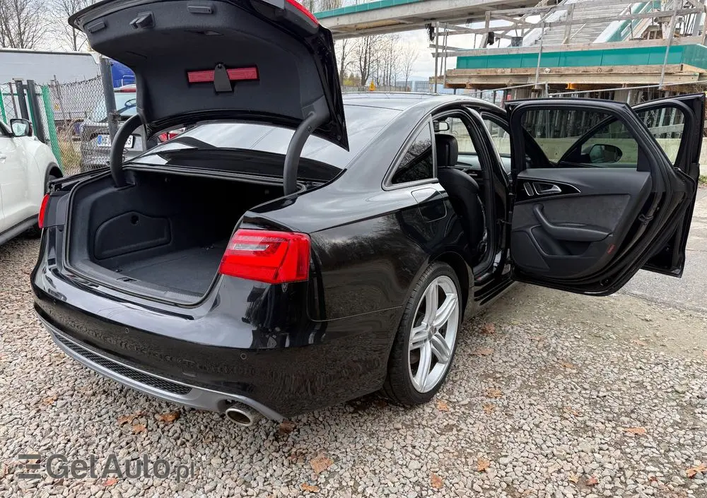 AUDI A6 Limousine 
