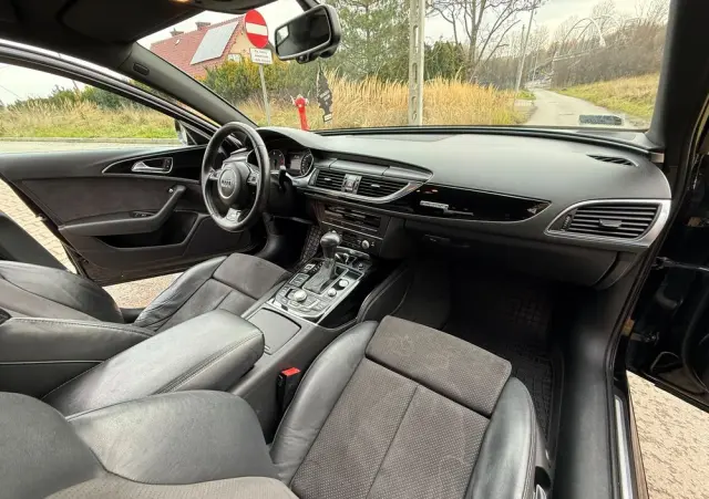 AUDI A6 Limousine 