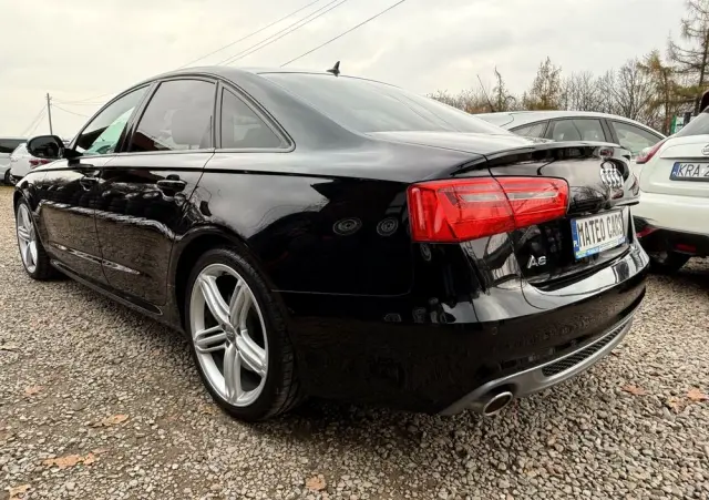 AUDI A6 Limousine 