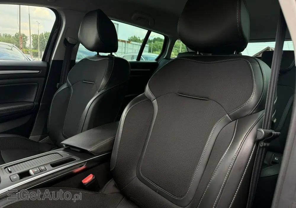 RENAULT Megane 1.3 TCe FAP Techno EDC