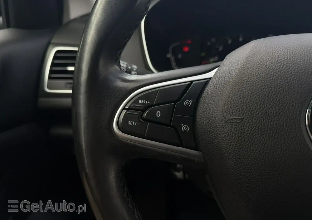 RENAULT Megane 1.3 TCe FAP Techno EDC