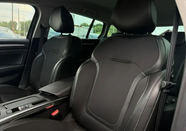 RENAULT Megane 1.3 TCe FAP Techno EDC