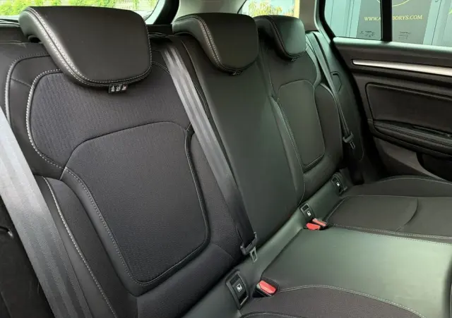 RENAULT Megane 1.3 TCe FAP Techno EDC