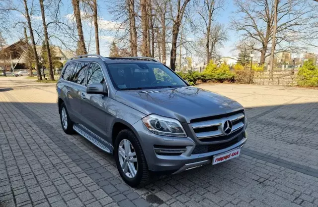 MERCEDES-BENZ GL 