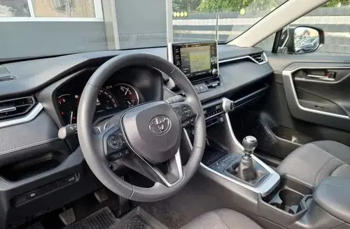 TOYOTA Rav 4 