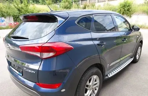 HYUNDAI Tucson 