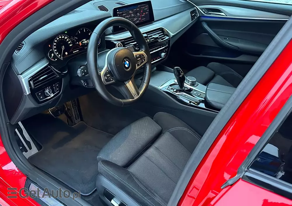 BMW Seria 5 540d xDrive M Sport sport