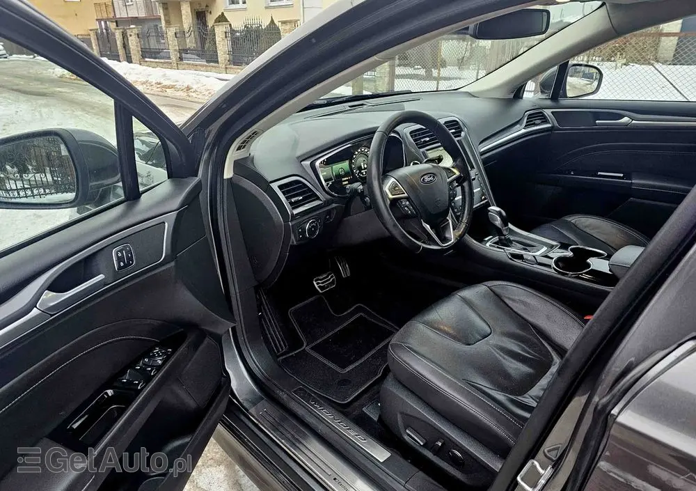 FORD Mondeo SW 2.0 TDCi Bi-Turbo PowerShift-Aut ST-Line