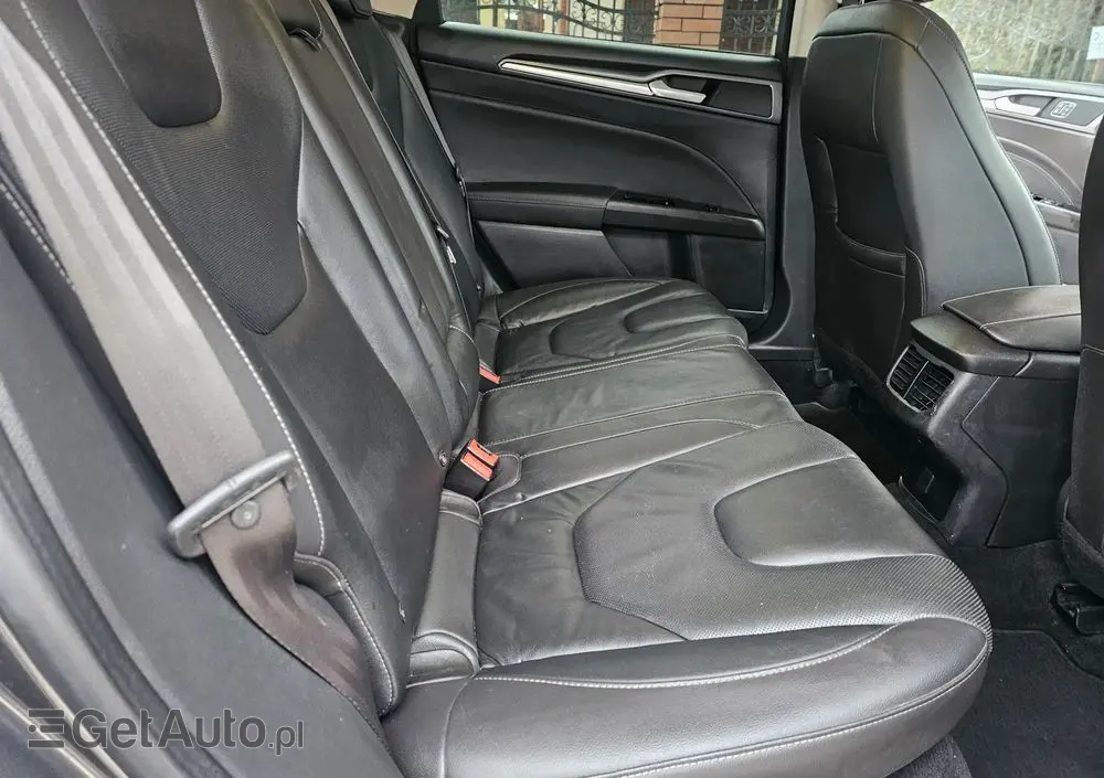 FORD Mondeo SW 2.0 TDCi Bi-Turbo PowerShift-Aut ST-Line