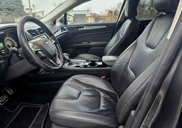 FORD Mondeo SW 2.0 TDCi Bi-Turbo PowerShift-Aut ST-Line