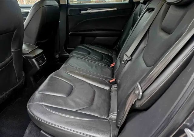 FORD Mondeo SW 2.0 TDCi Bi-Turbo PowerShift-Aut ST-Line