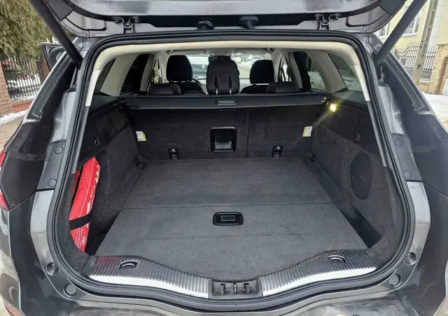 FORD Mondeo SW 2.0 TDCi Bi-Turbo PowerShift-Aut ST-Line