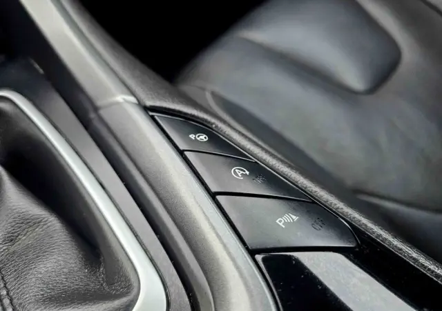 FORD Mondeo SW 2.0 TDCi Bi-Turbo PowerShift-Aut ST-Line