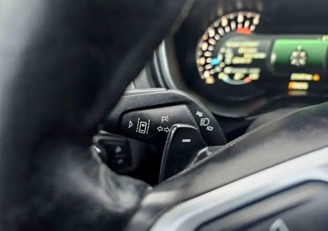 FORD Mondeo SW 2.0 TDCi Bi-Turbo PowerShift-Aut ST-Line