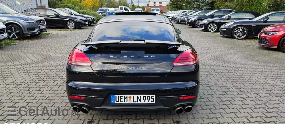 PORSCHE Panamera Turbo PDK
