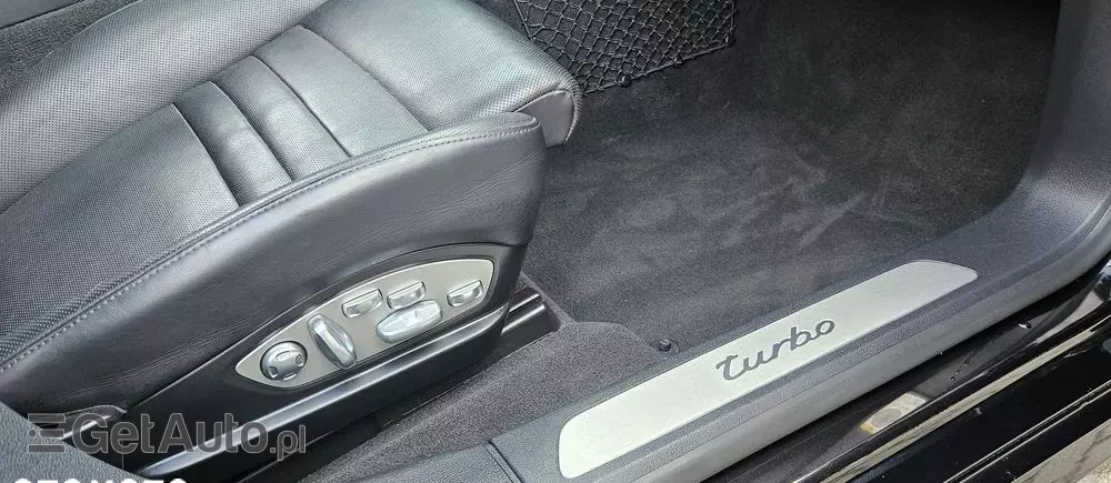 PORSCHE Panamera Turbo PDK