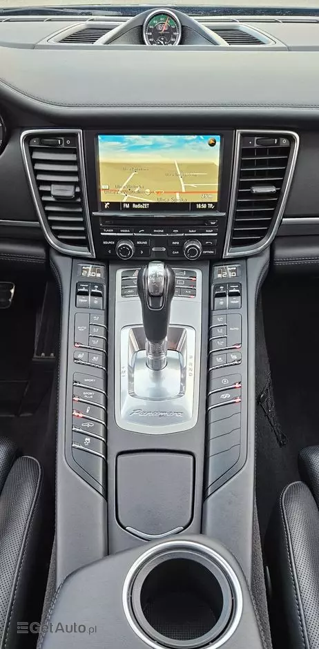 PORSCHE Panamera Turbo PDK