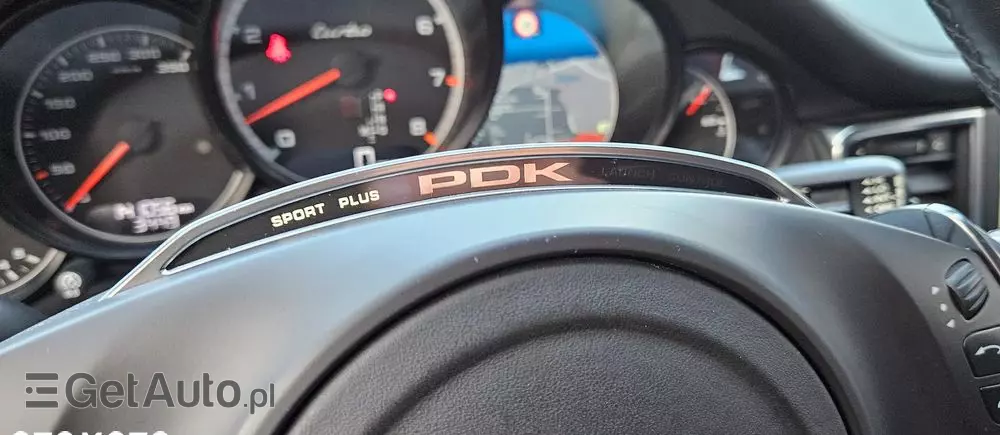 PORSCHE Panamera Turbo PDK