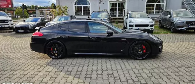 PORSCHE Panamera Turbo PDK