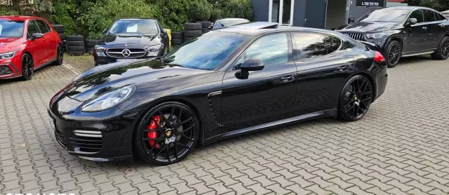 PORSCHE Panamera Turbo PDK