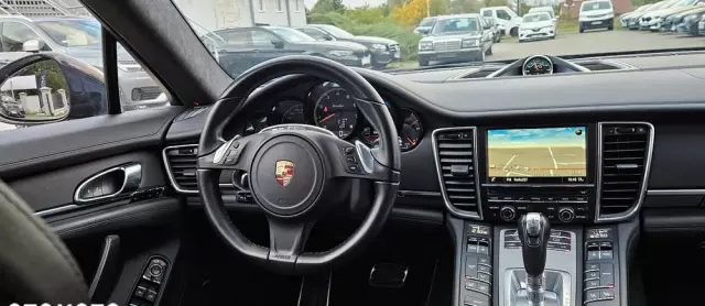 PORSCHE Panamera Turbo PDK