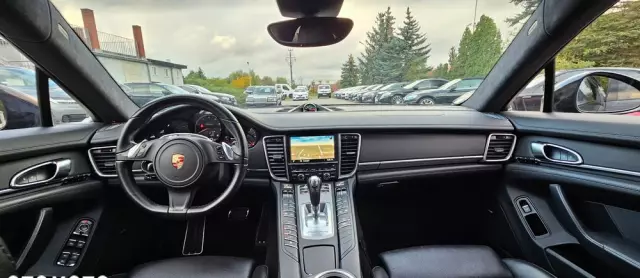 PORSCHE Panamera Turbo PDK