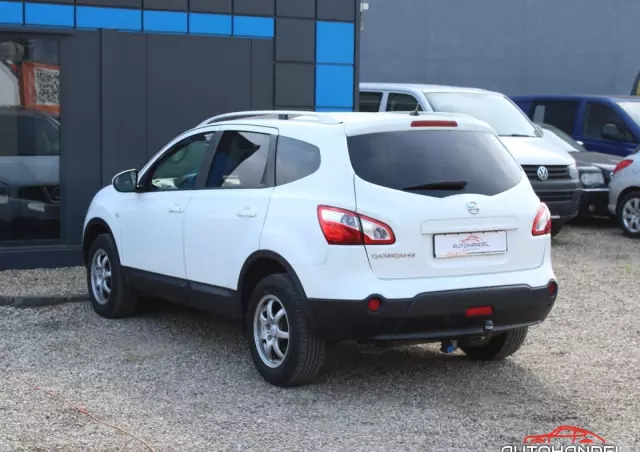 NISSAN Qashqai+2 