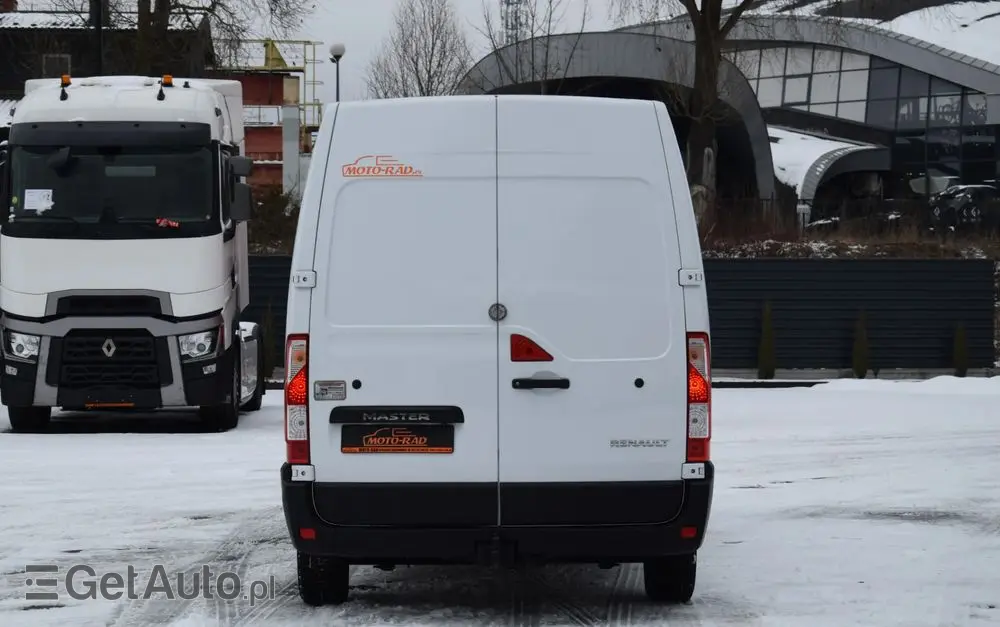 RENAULT MASTER / 2.3 - 150 KM / DOSTAWCZE / 3 OSOBY / DOSTAWCZE / BLASZAK / DUŻY WYŚWIETLACZ / KLIMA / TEMPOMAT / KAMERA COFANIA / HAK / SPROWADZONY 