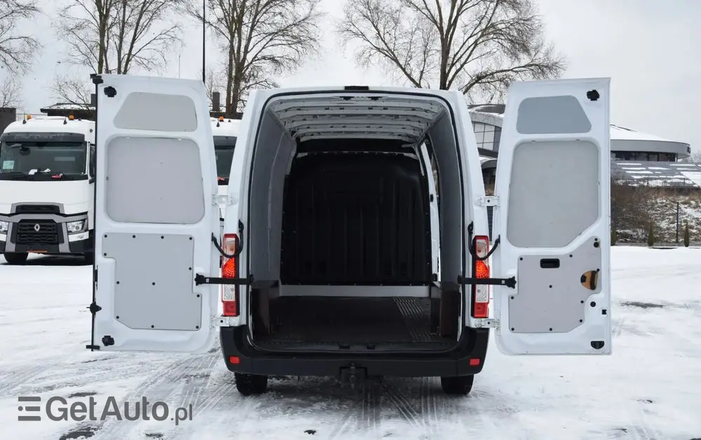 RENAULT MASTER / 2.3 - 150 KM / DOSTAWCZE / 3 OSOBY / DOSTAWCZE / BLASZAK / DUŻY WYŚWIETLACZ / KLIMA / TEMPOMAT / KAMERA COFANIA / HAK / SPROWADZONY 