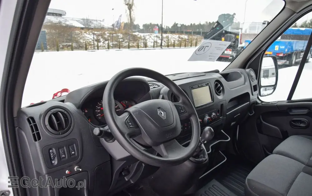 RENAULT MASTER / 2.3 - 150 KM / DOSTAWCZE / 3 OSOBY / DOSTAWCZE / BLASZAK / DUŻY WYŚWIETLACZ / KLIMA / TEMPOMAT / KAMERA COFANIA / HAK / SPROWADZONY 