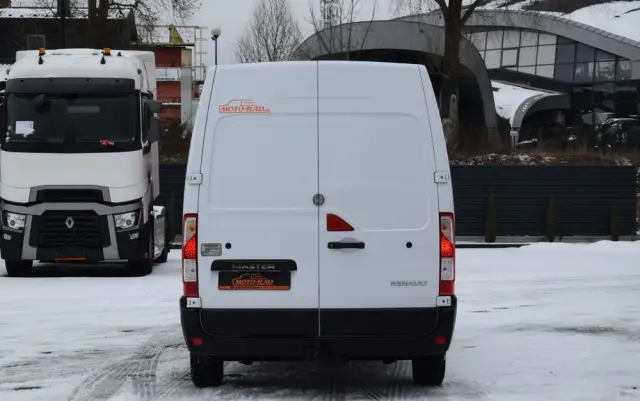 RENAULT MASTER / 2.3 - 150 KM / DOSTAWCZE / 3 OSOBY / DOSTAWCZE / BLASZAK / DUŻY WYŚWIETLACZ / KLIMA / TEMPOMAT / KAMERA COFANIA / HAK / SPROWADZONY 
