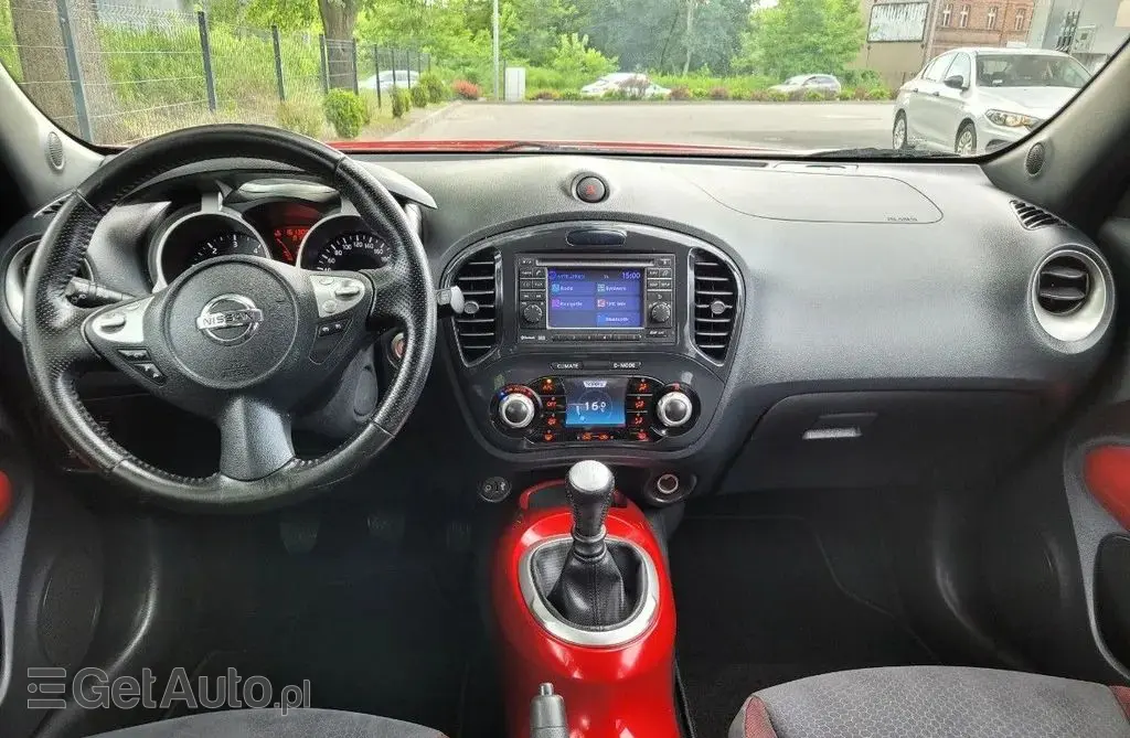 NISSAN Juke 