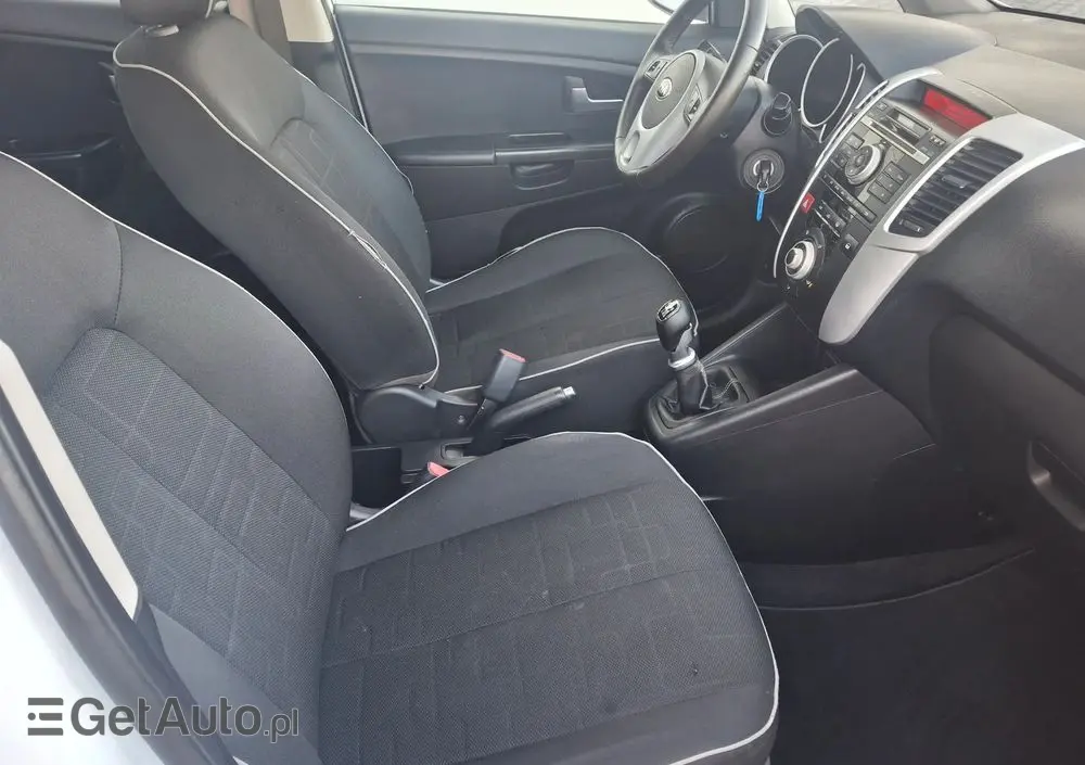 KIA Venga 1.4 CRDi 90 Attract