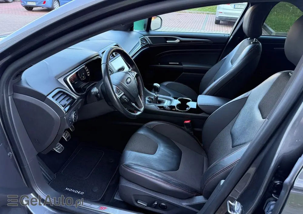 FORD Mondeo 1.5 EcoBoost ST-Line X