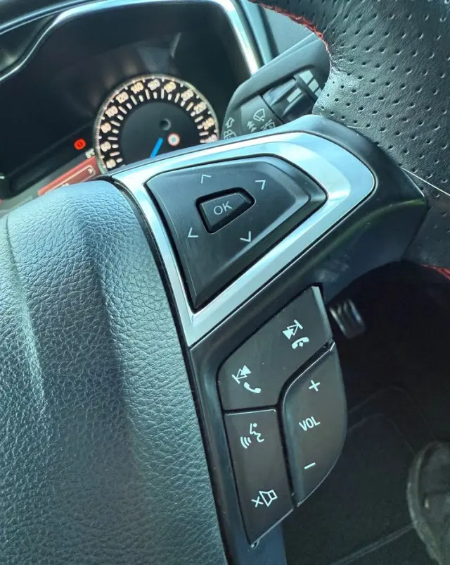 FORD Mondeo 1.5 EcoBoost ST-Line X