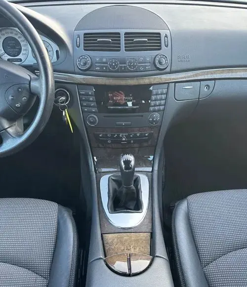 MERCEDES-BENZ Klasa E 