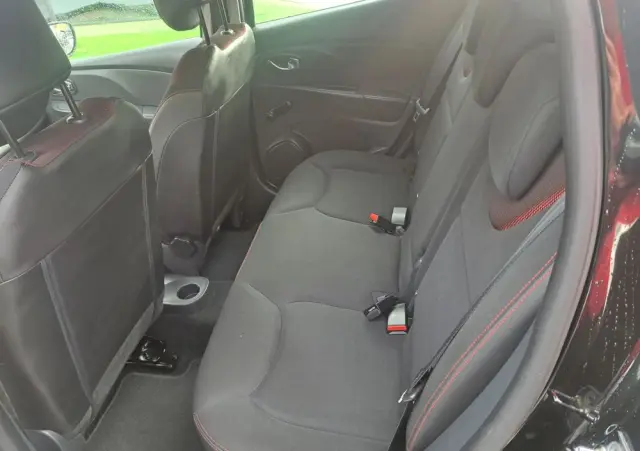 RENAULT Clio Cargo 1.2 16V 75 Extra