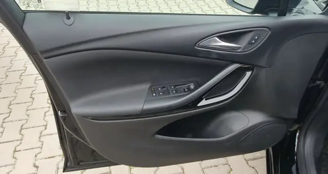 OPEL Astra V 1.2 T Business Elegance S&S