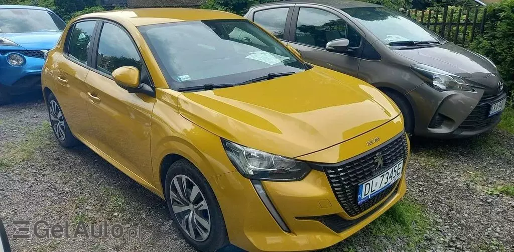 PEUGEOT 208 