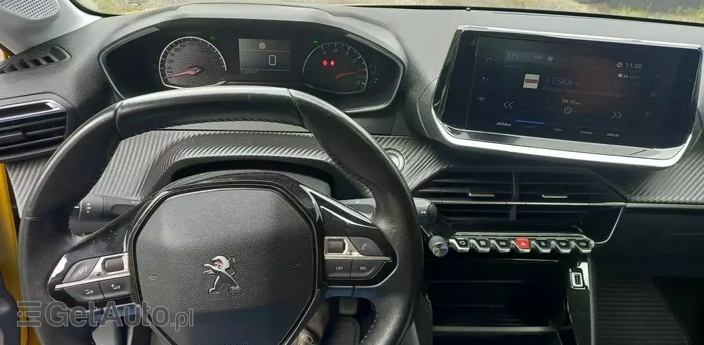 PEUGEOT 208 