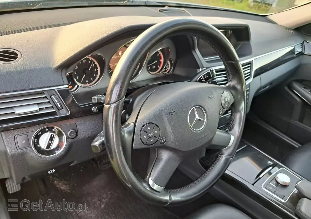MERCEDES-BENZ Klasa E 350 CDI 4-Matic BlueEff Avantgarde