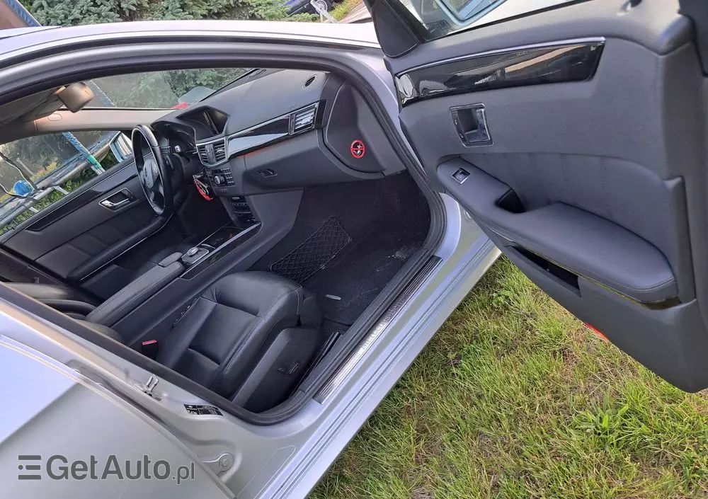 MERCEDES-BENZ Klasa E 350 CDI 4-Matic BlueEff Avantgarde