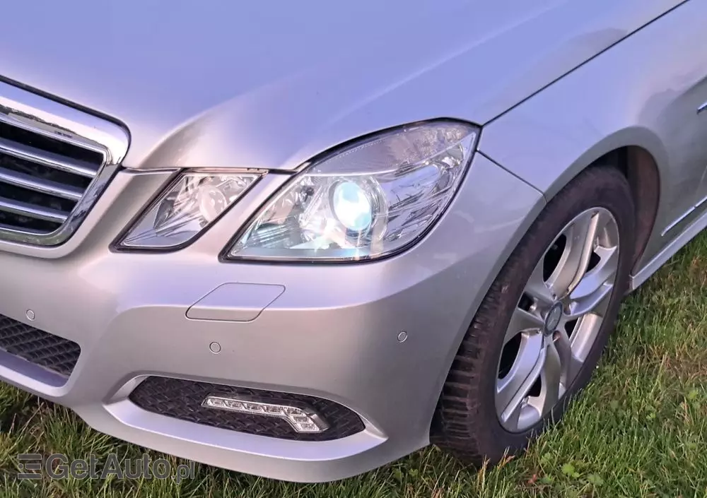 MERCEDES-BENZ Klasa E 350 CDI 4-Matic BlueEff Avantgarde