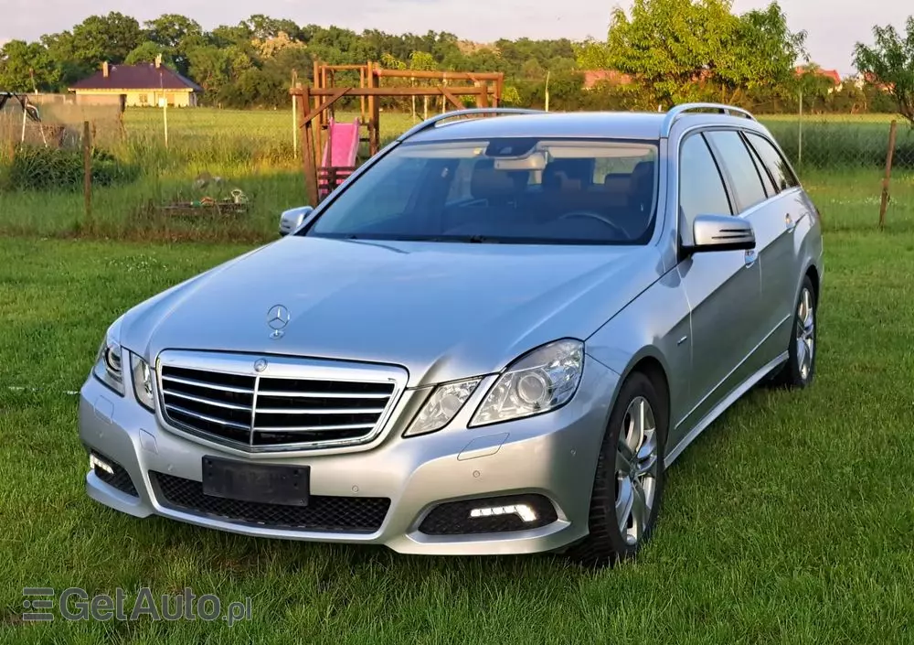 MERCEDES-BENZ Klasa E 350 CDI 4-Matic BlueEff Avantgarde