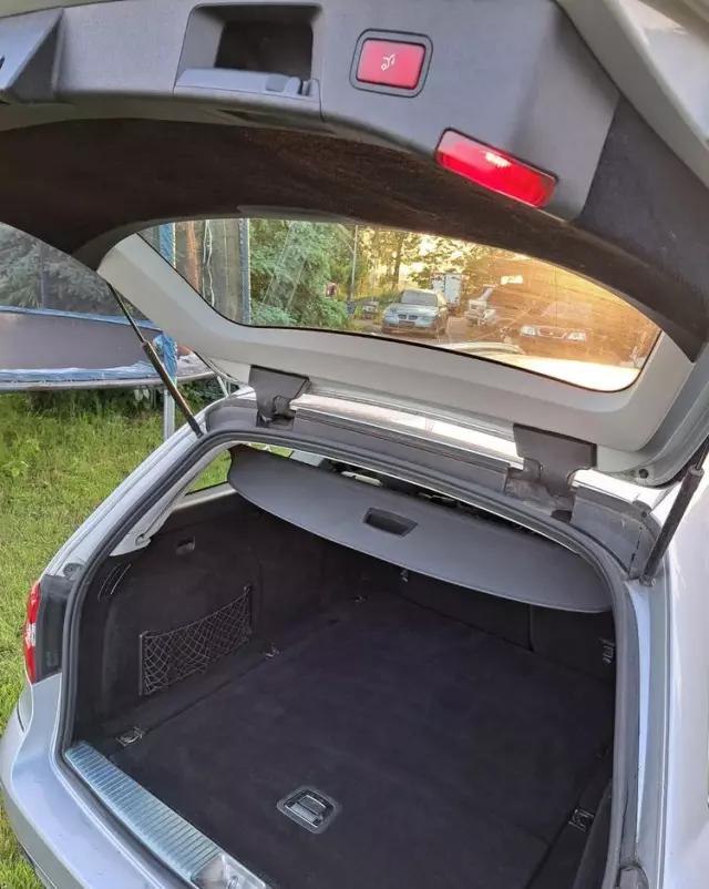 MERCEDES-BENZ Klasa E 350 CDI 4-Matic BlueEff Avantgarde