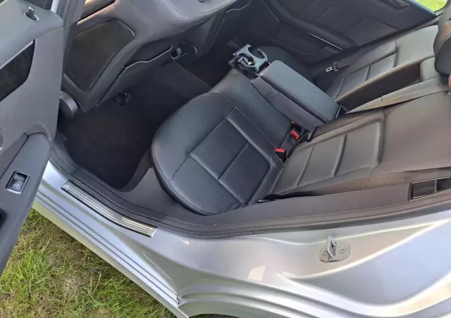 MERCEDES-BENZ Klasa E 350 CDI 4-Matic BlueEff Avantgarde