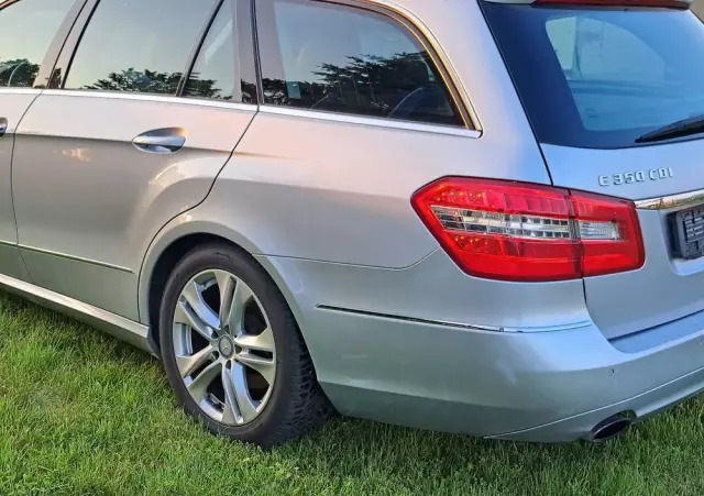 MERCEDES-BENZ Klasa E 350 CDI 4-Matic BlueEff Avantgarde