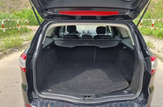 FORD Mondeo 2.0 TDCI Champions Edition