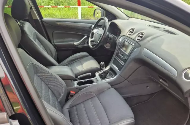 FORD Mondeo 2.0 TDCI Champions Edition